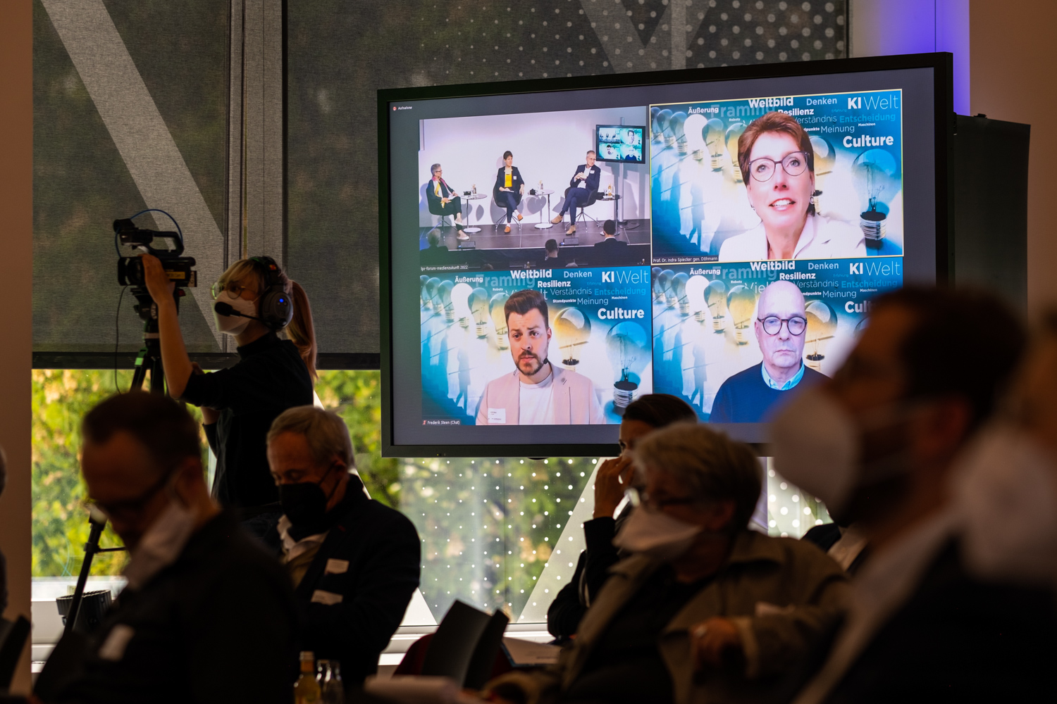 20_220426_153201_fxt22107