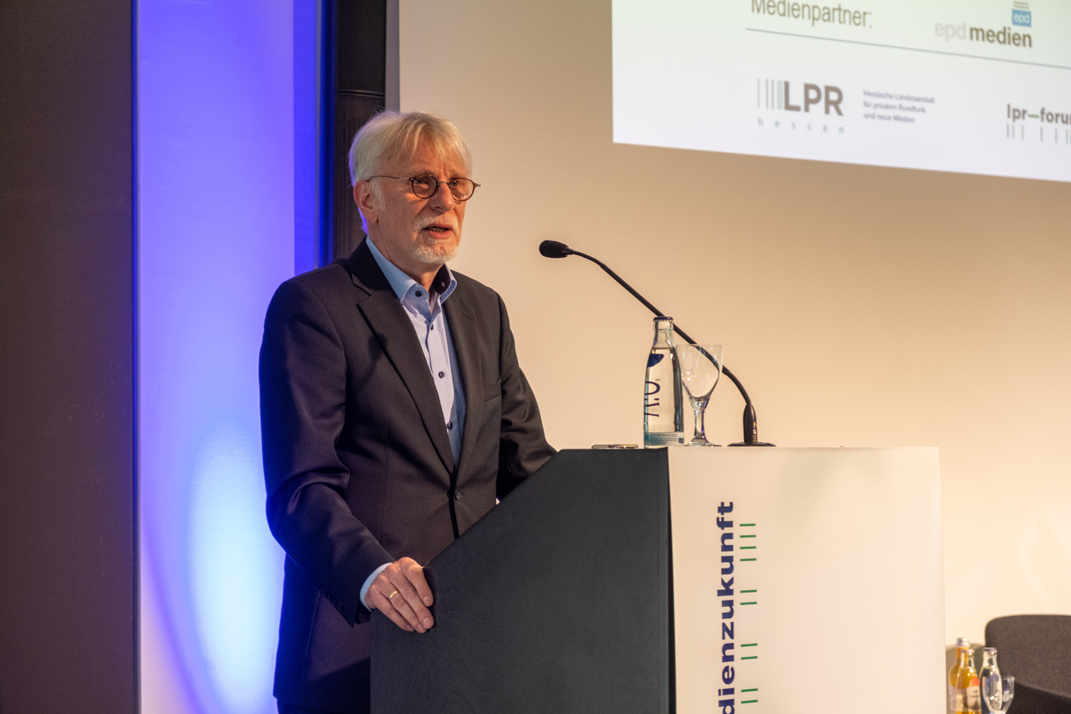 5_220426_140125_f2av7491