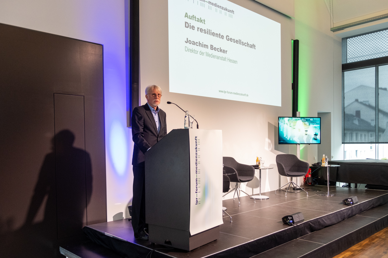 6_220426_140144_F2AV7502