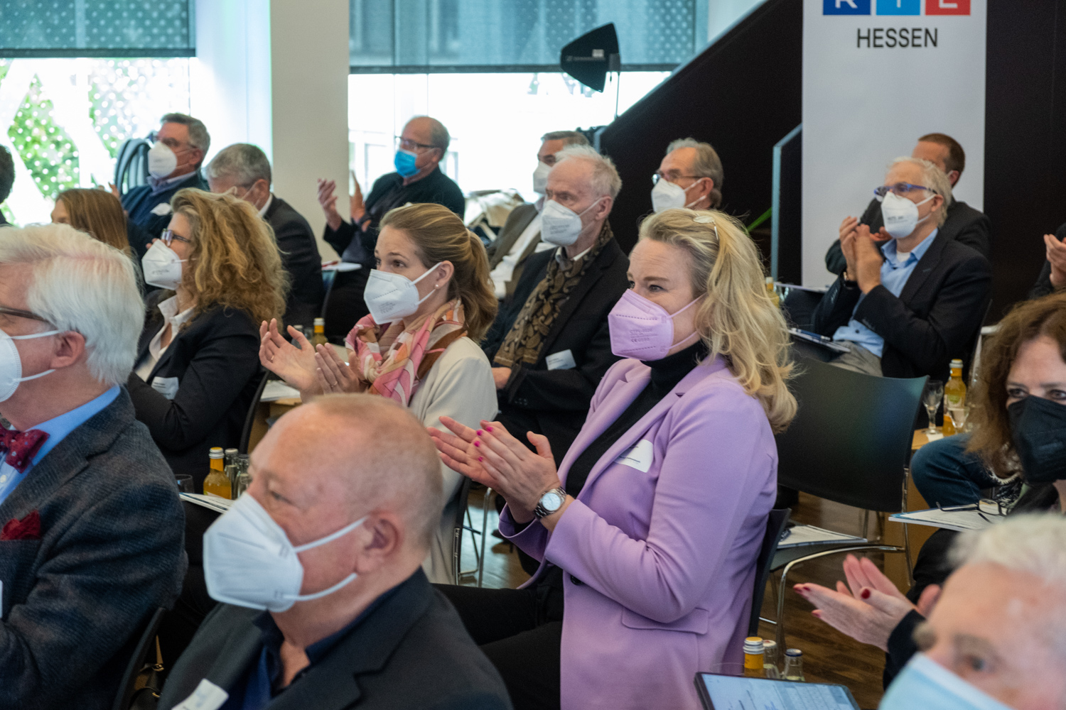 38_220426_141548_f2av7540